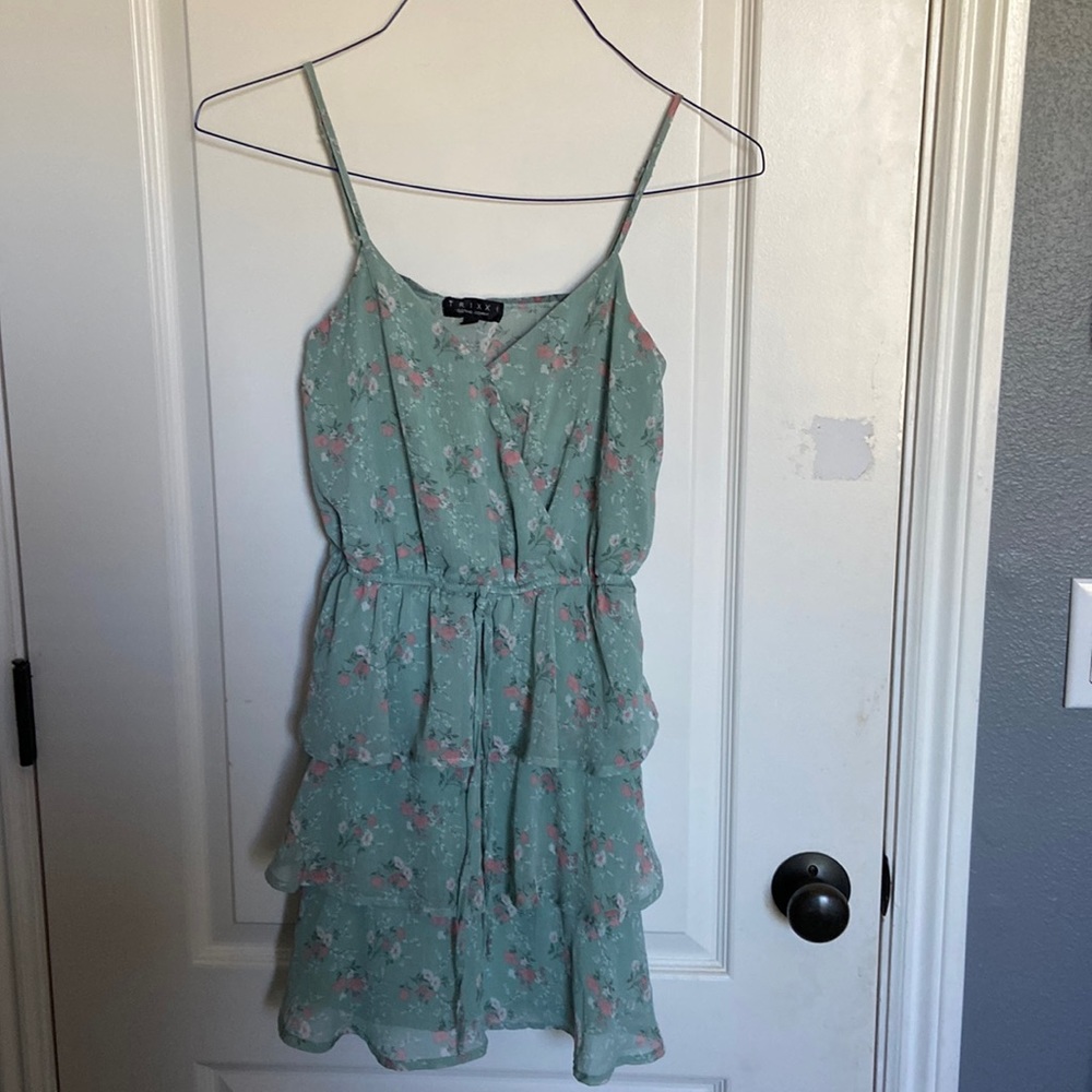 Cute summer floral dress from TRIXXI